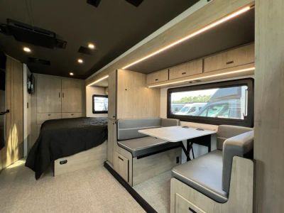 2026 Grand Design LINEAGE SERIES M - Photo 11