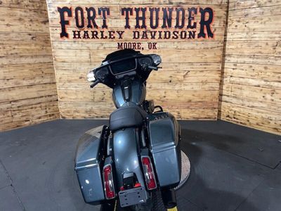 2025 Harley-Davidson FLHX - Street Glide — detail view