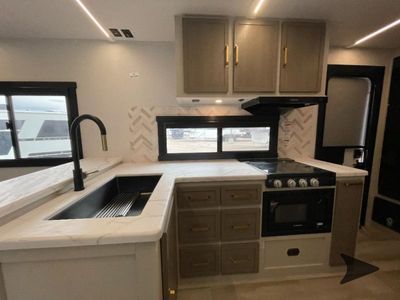 2026 Forest River RV Wildwood Heritage Glen Hyper-Lyte - Photo 15