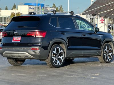 2022 Volkswagen Taos - Photo 2