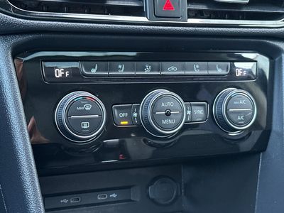 2022 Volkswagen Taos - Photo 22