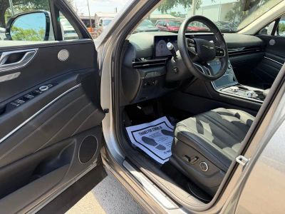 2026 Genesis GV80 — photo 15 view