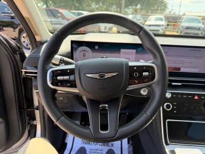 2026 Genesis GV80 — photo 17 view