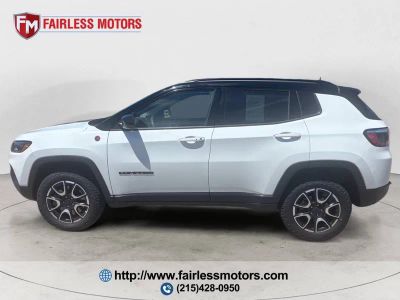 2025 Jeep Compass — side profile view