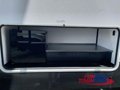 2026 Brinkley Model Z - Photo 12