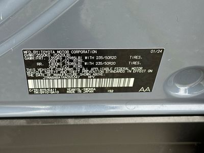 2024 Subaru Solterra - Photo 35