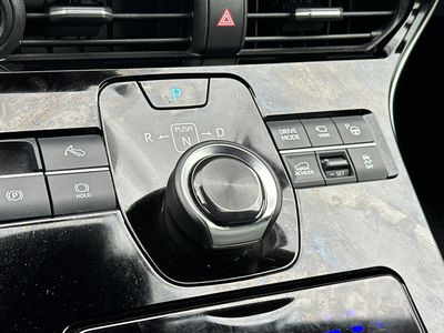 2024 Subaru Solterra - Photo 24