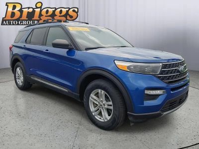 2020 Ford Explorer — interior view