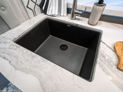 2027 Foretravel Realm Presidential Luxury Villa 7 (LV7) Bath & 1/2 - Photo 35