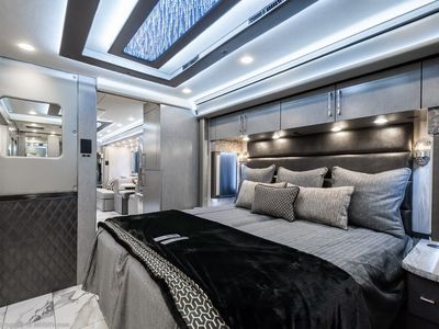 2027 Foretravel Realm Presidential Luxury Villa 7 (LV7) Bath & 1/2 - Photo 52