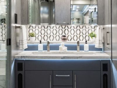 2027 Foretravel Realm Presidential Luxury Villa 7 (LV7) Bath & 1/2 - Photo 57