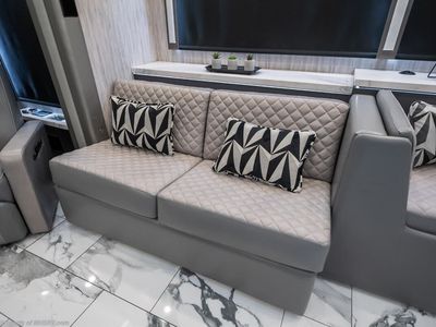 2027 Foretravel Realm Presidential Luxury Villa 7 (LV7) Bath & 1/2 - Photo 8