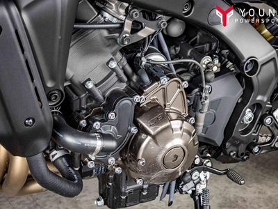 2025 Yamaha XSR900 - Photo 11