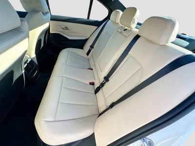 2026 BMW 3 Series — photo 20 view