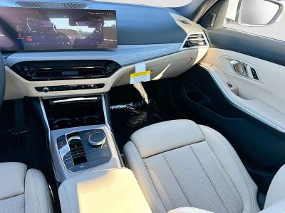 2026 BMW 3 Series — photo 18 view