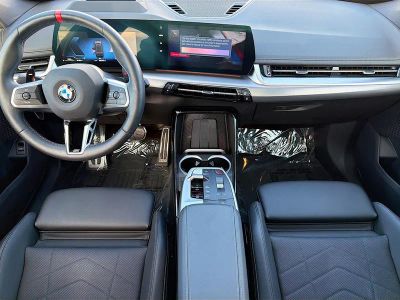 2025 BMW X1 — photo 18 view