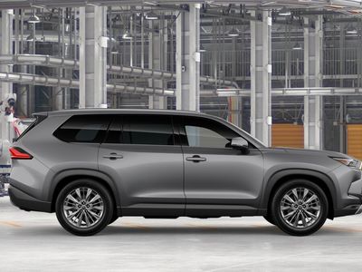 2026 Toyota Grand Highlander — photo 12 view
