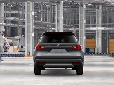 2026 Toyota Grand Highlander — photo 8 view