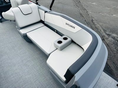 2025 Sylvan A-Series - Photo 9