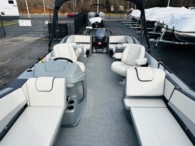 2025 Sylvan A-Series - Photo 8