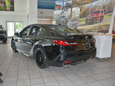 2026 Toyota Camry - Photo 2