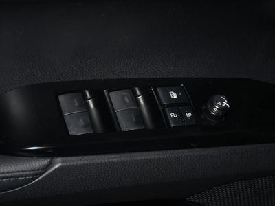 2026 Toyota Camry - Photo 6