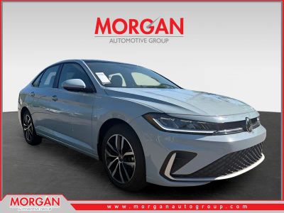 2026 Volkswagen Jetta 1.5T SE in Gray — front three-quarter view