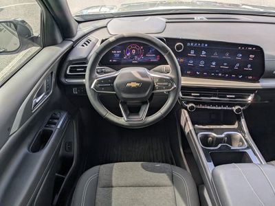 2025 Chevrolet Traverse - Photo 16