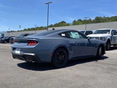 2026 Ford Mustang - Photo 3
