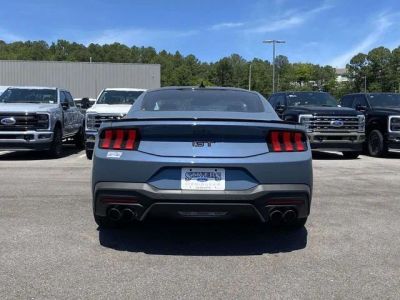 2026 Ford Mustang - Photo 4