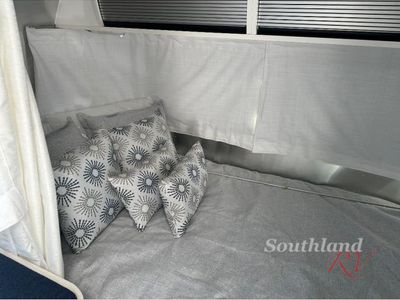 2026 Airstream Bambi - Photo 14