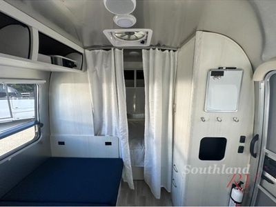 2026 Airstream Bambi - Photo 11