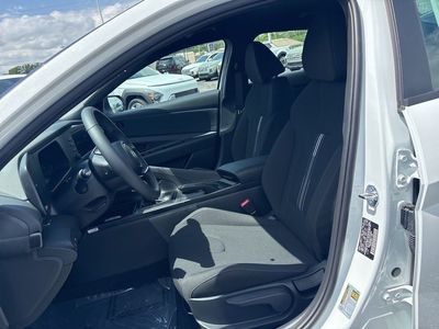 2026 Hyundai Elantra - Photo 8