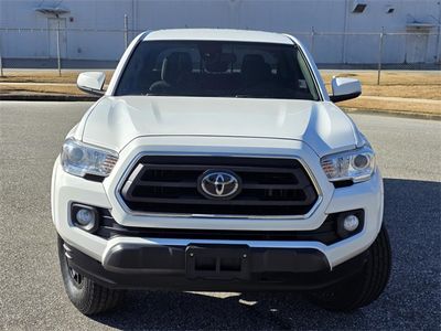 2021 Toyota Tacoma - Photo 2