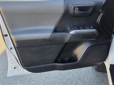 2021 Toyota Tacoma - Photo 29