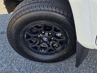 2021 Toyota Tacoma - Photo 31