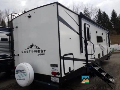 2022 EAST TO WEST Alta - Photo 3