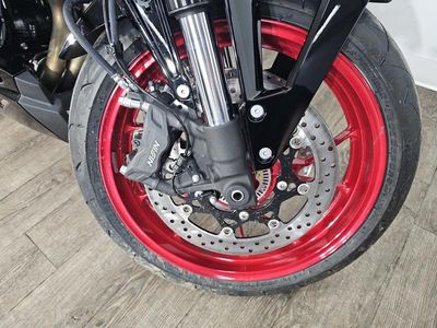 2026 Suzuki GSX-8TT — photo 10 view