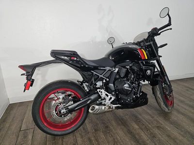 2026 Suzuki GSX-8TT — photo 9 view