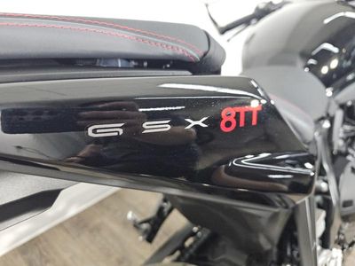 2026 Suzuki GSX-8TT — photo 16 view