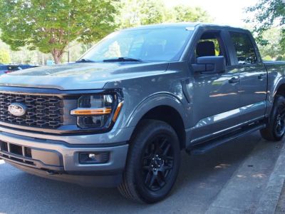 2025 Ford F-150 — rear three-quarter view