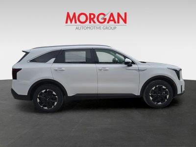 2026 Kia Sorento — photo 9 view