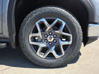 2026 GMC Sierra 1500 — photo 16 view
