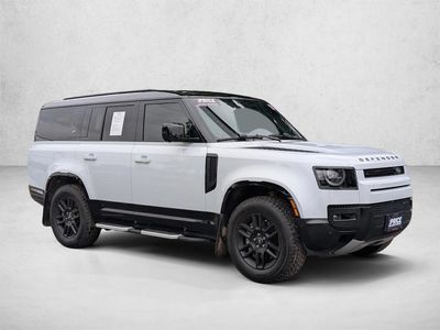 2023 Land Rover Defender - Photo 3