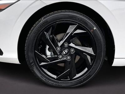 2026 Hyundai Elantra - Photo 28