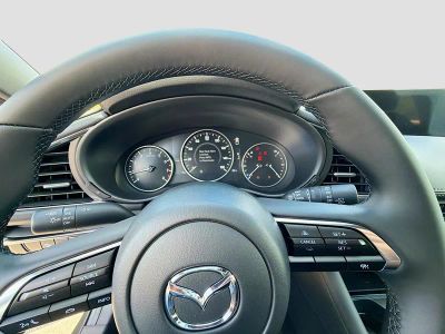 2026 Mazda Mazda3 Hatchback — photo 38 view