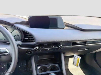 2026 Mazda Mazda3 Hatchback — photo 18 view