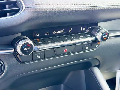 2026 Mazda Mazda3 Hatchback — photo 32 view