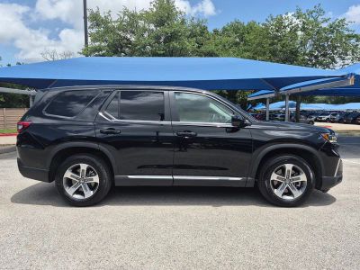2024 Honda Pilot — side profile view
