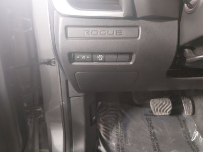 2024 Nissan Rogue - Photo 13